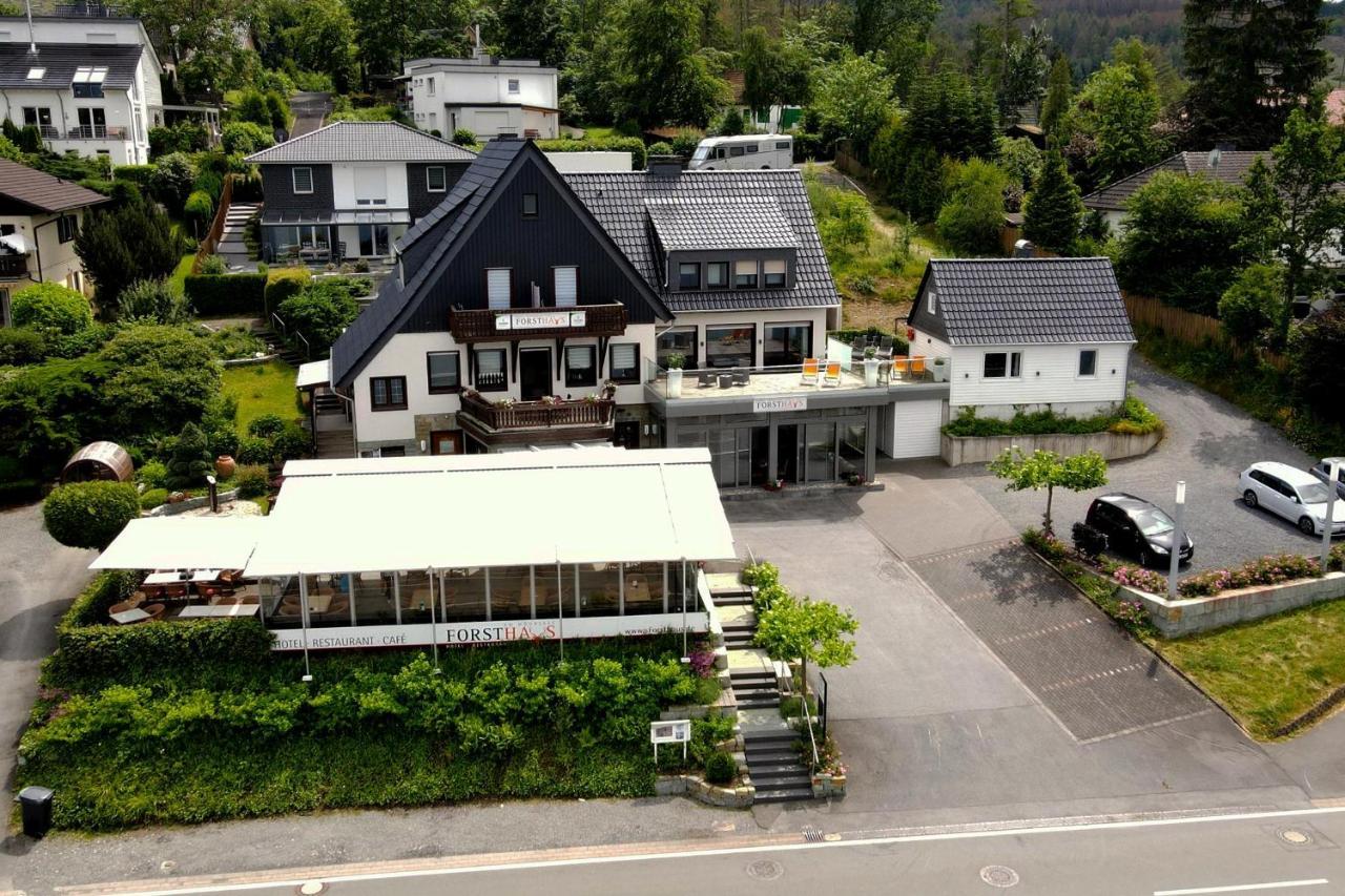 Forsthaus Am Moehnesee Hotel Exterior photo