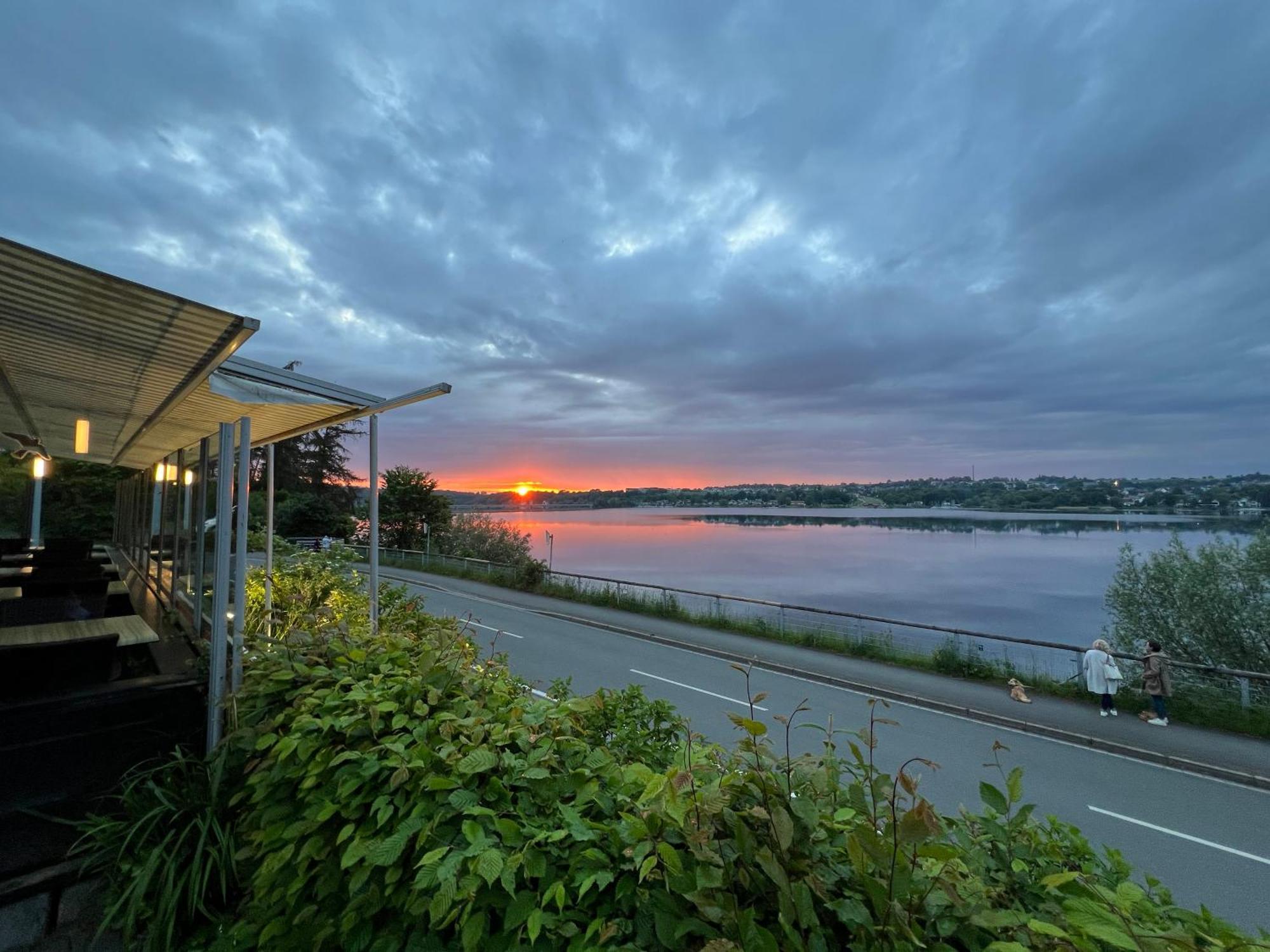 Forsthaus Am Moehnesee Hotel Exterior photo